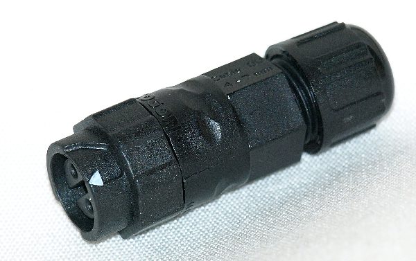 Female connector for Santi systems